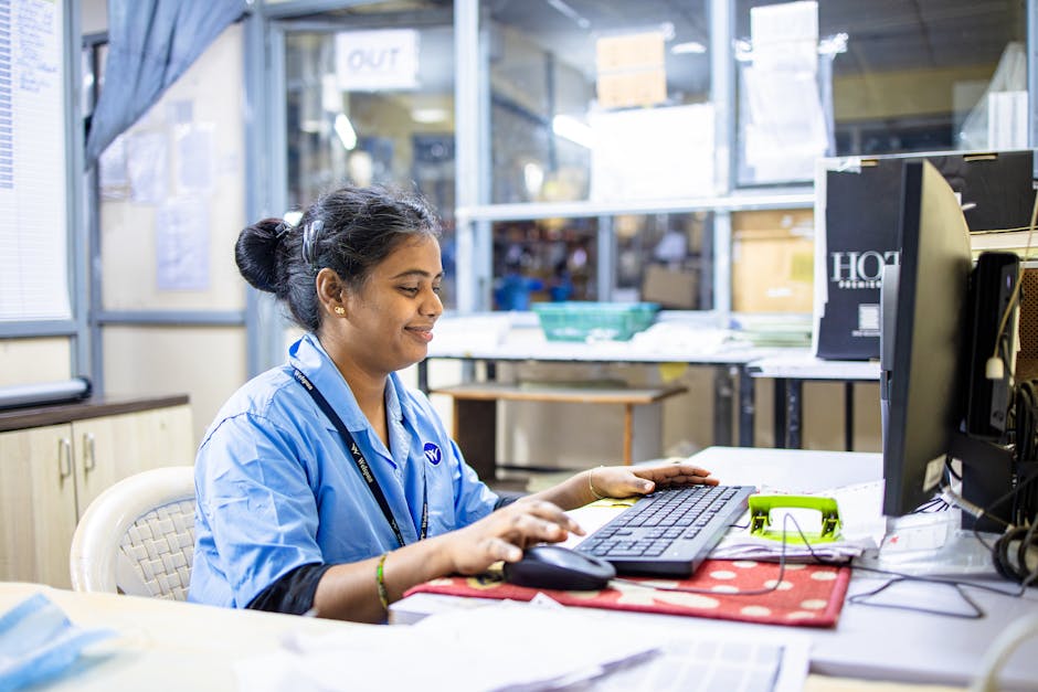 Returning to Work After a Career Break in India (2026): Returnship Programs, Rights & How to Restart