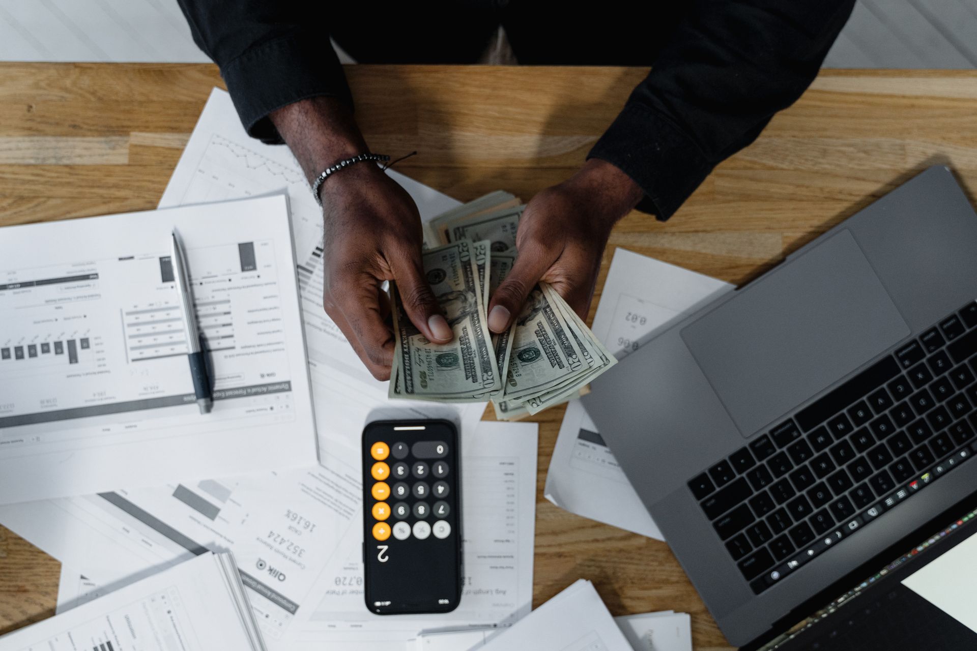 Gratuity in India 2026: Formula, Eligibility, Tax Rules and How to Claim